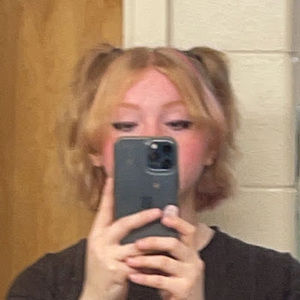 Meet your Posher, Madelyn